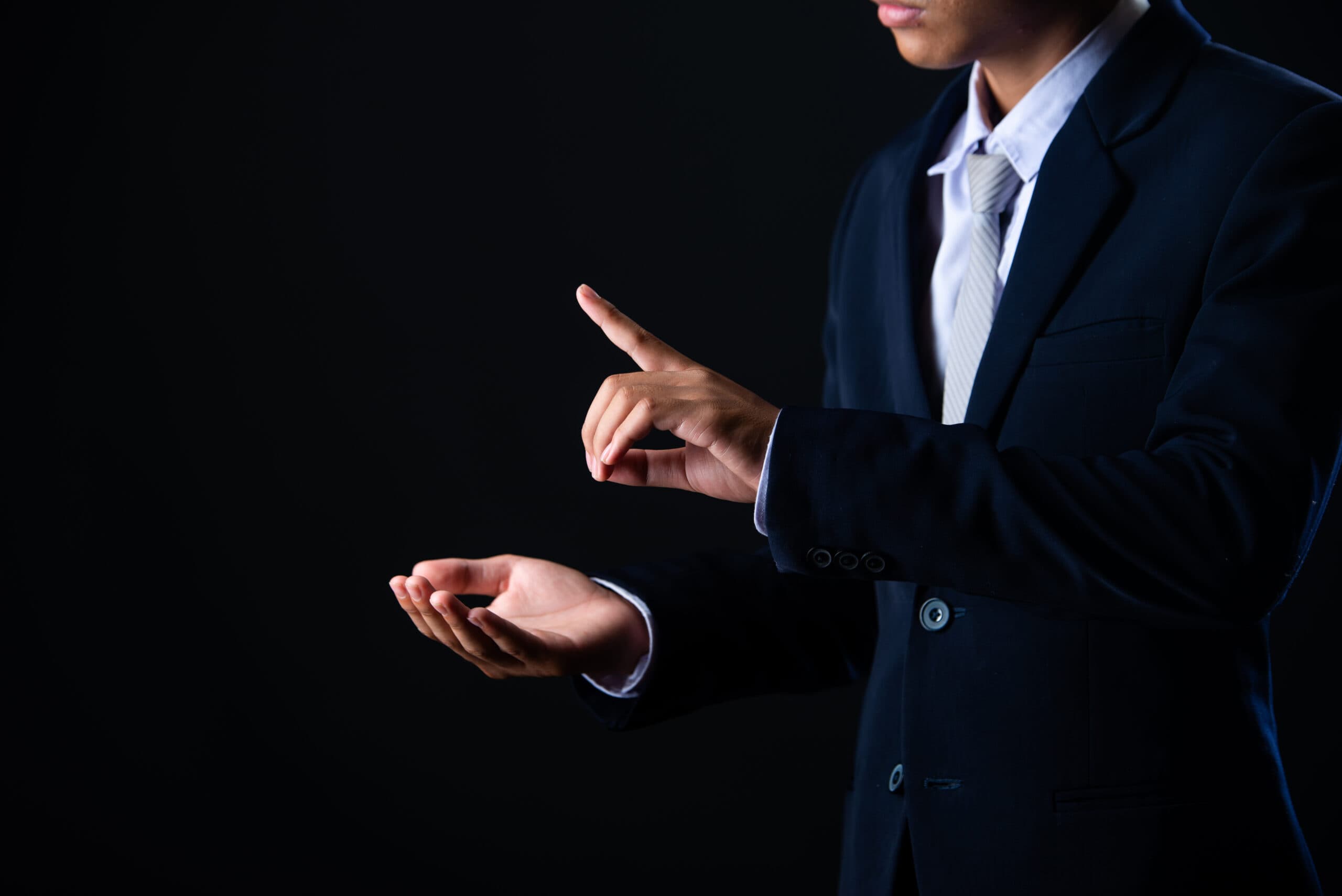 근로소득 종합소득세 신고 대상과 계산 구조를 설명하는 전문적인 이미지